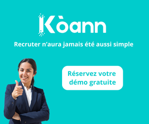 Femme souriante faisant un geste d'approbation